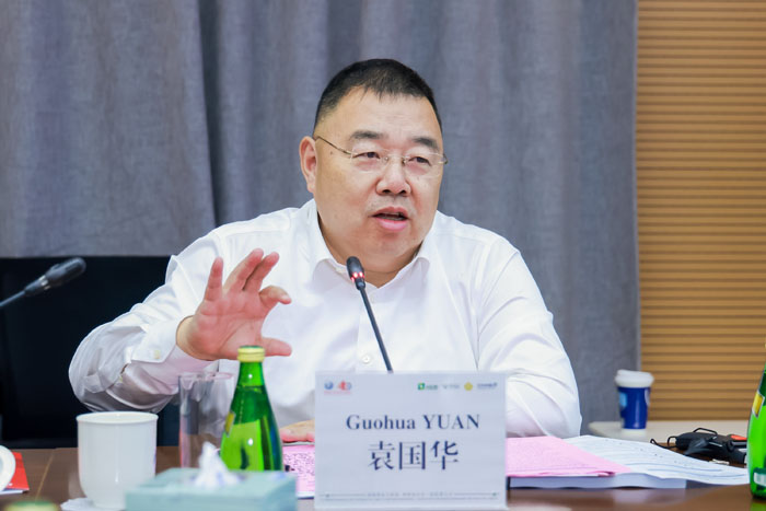 袁国华讲话.jpg