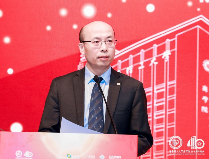 校长z_副本.jpg