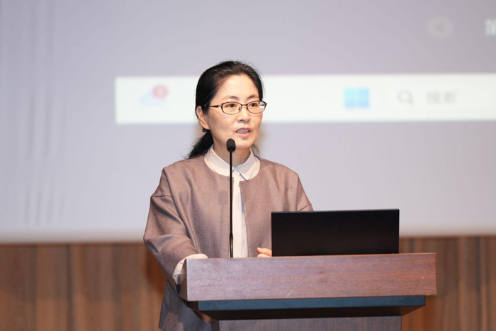 侯丽敏致辞1.jpg
